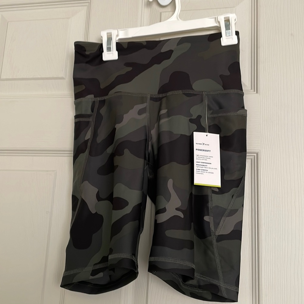 New Old Navy High Rise Bike Shorts - Picture 1 of 3